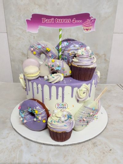 Yummy Donut Cake