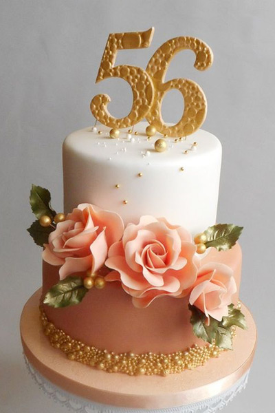 Birthday cake with roses