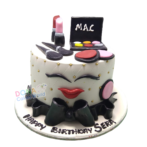 Makeup Kit Cake